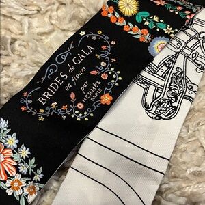Hermes twilly. Brides de Gala en Fleur. Black. White. Multi. New with tag.